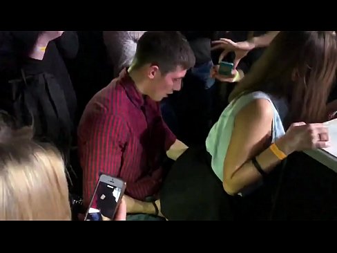 ❤️ একটি রাশিয়ান নাইটক্লাবে বাস্তব যৌনতা। মলদ্বার এবং যোনি মধ্যে 18 বছর বয়সী রাশিয়ান মেয়ে একটি নাইটক্লাবে fucked ❤  আমাদের কাছে bn.pornolymp.ru